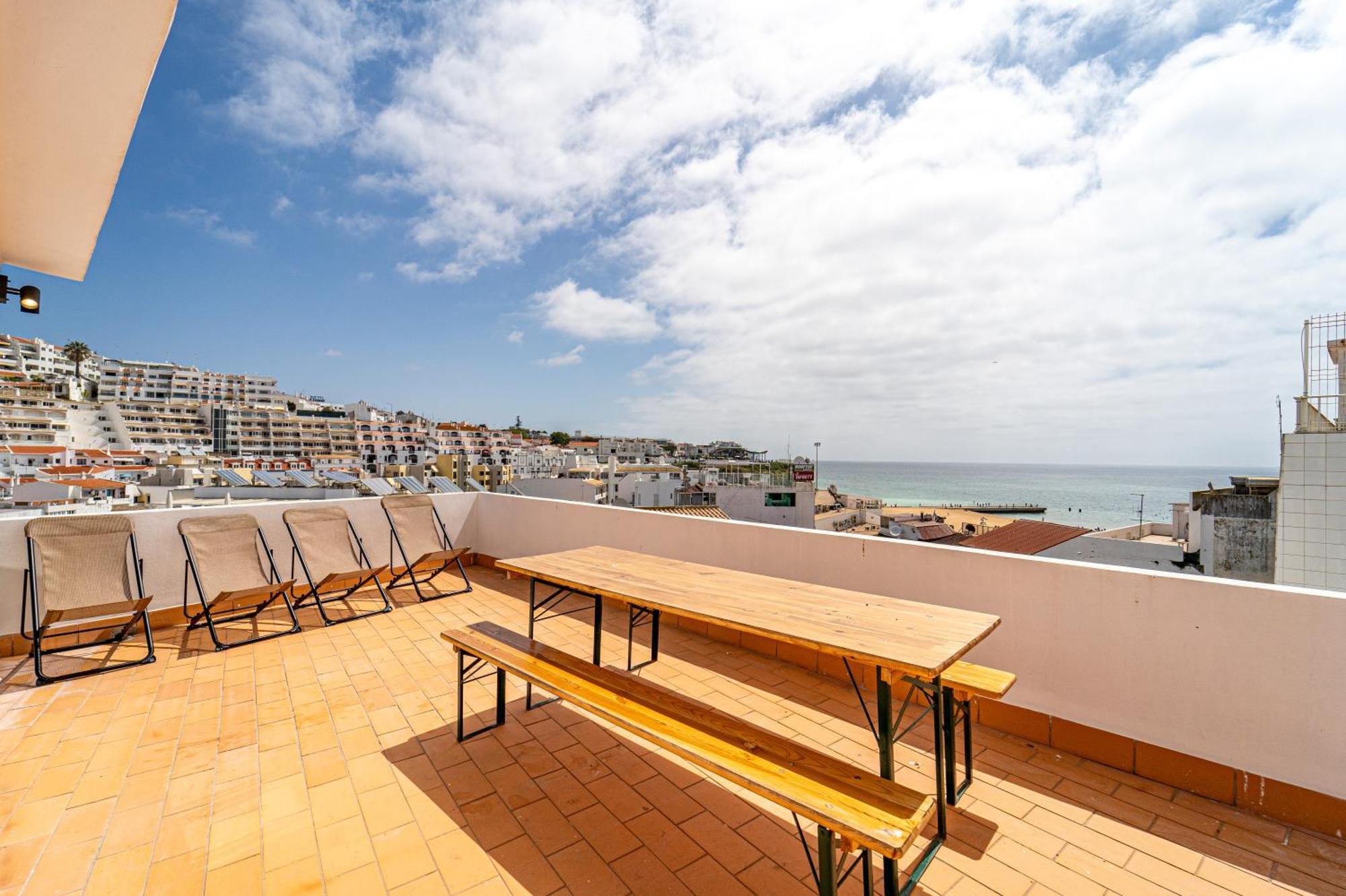 Sandy Bottoms Hostel Albufeira Exterior foto